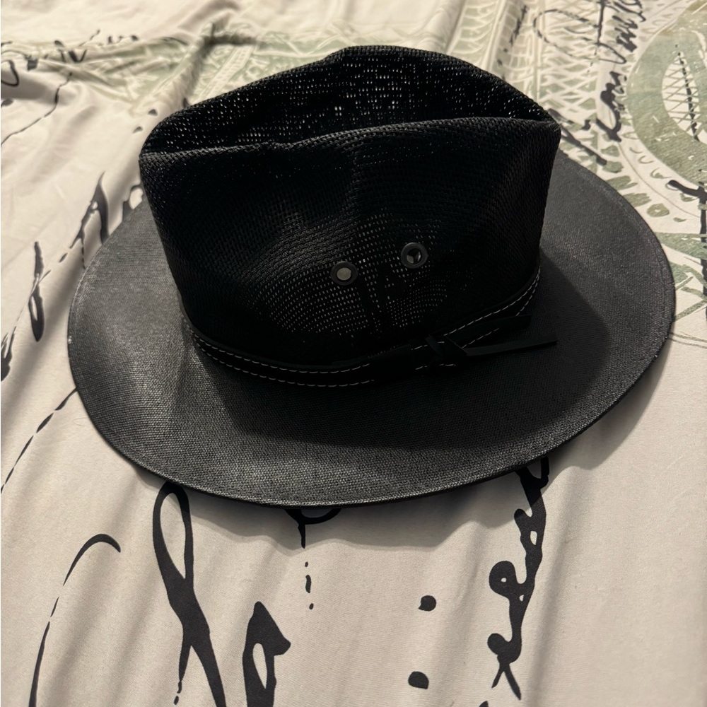 Black Panama / Fedora Hat
Authentic from Tulum, Mexico
Size M
Original ?